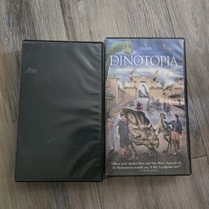 Dinotopia Vrh Dvds Good condition Part 1 And 2
